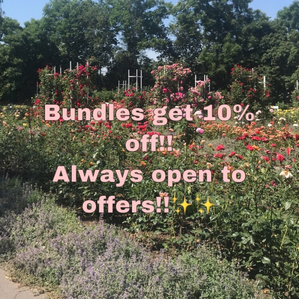 Bundles get 10% off on my depop!!